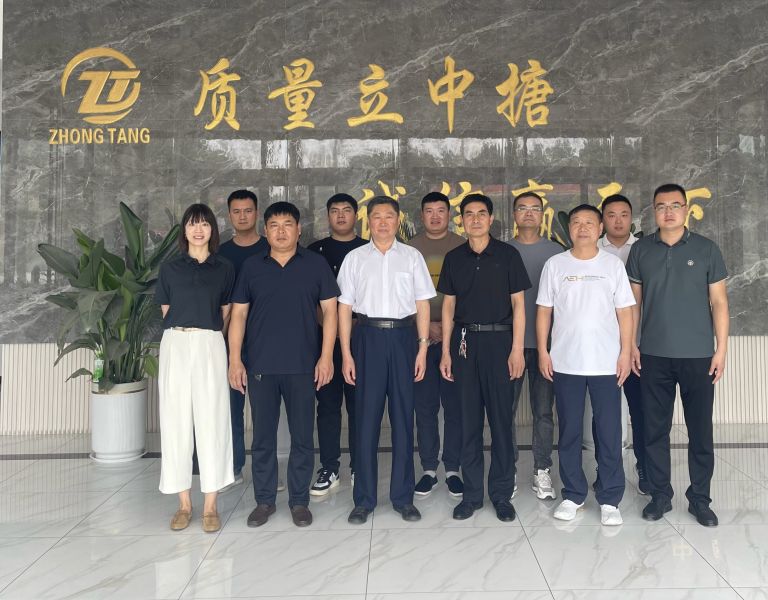 中国搪瓷工业协会理事长宋玉平莅临公司指导工作
